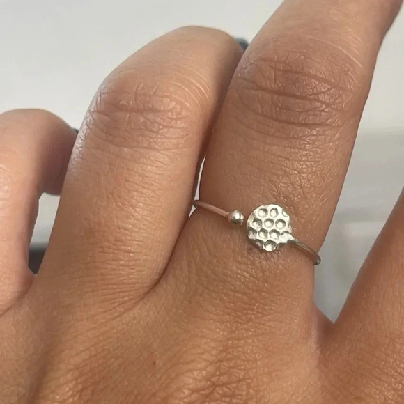 925 Sterling Silver Textured Circle Adjustable Ring - Picture 2 of 6